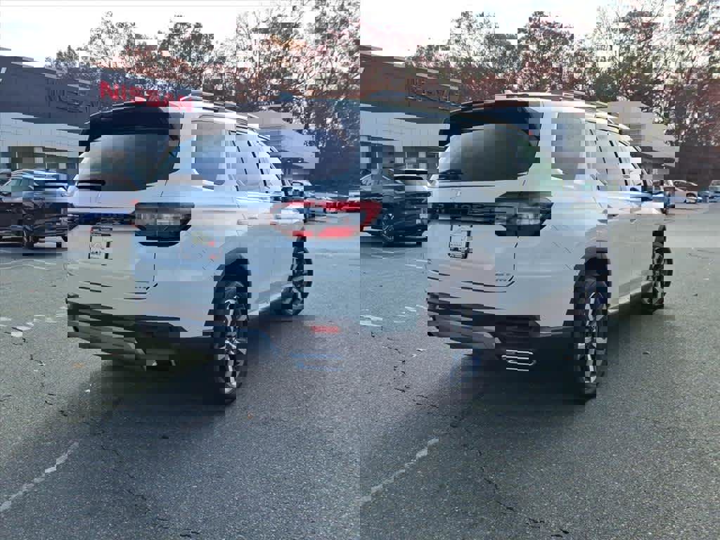 Used 2023 Honda Pilot Elite image 5