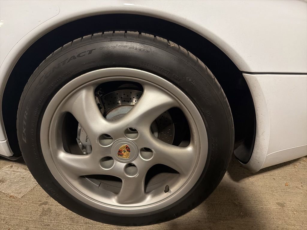 Used 1997 Porsche 911 Carrera 4 image 4