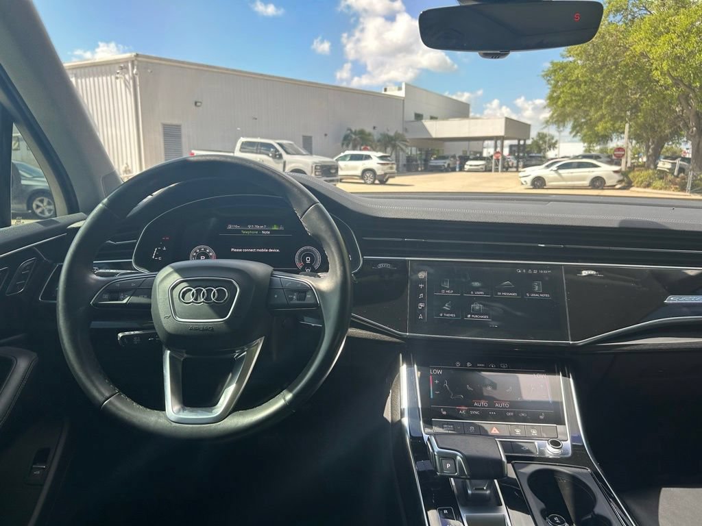 Used 2023 Audi Q7 3.0T Premium Plus w/ Premium Plus Package AWD/4WD image 50