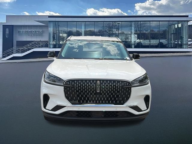 New 2026 Lincoln Aviator 2WD image 2