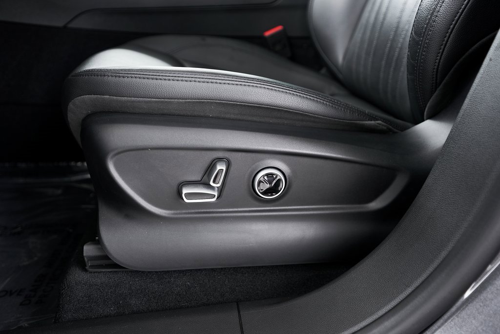 Used 2023 Maserati Grecale GT image 25