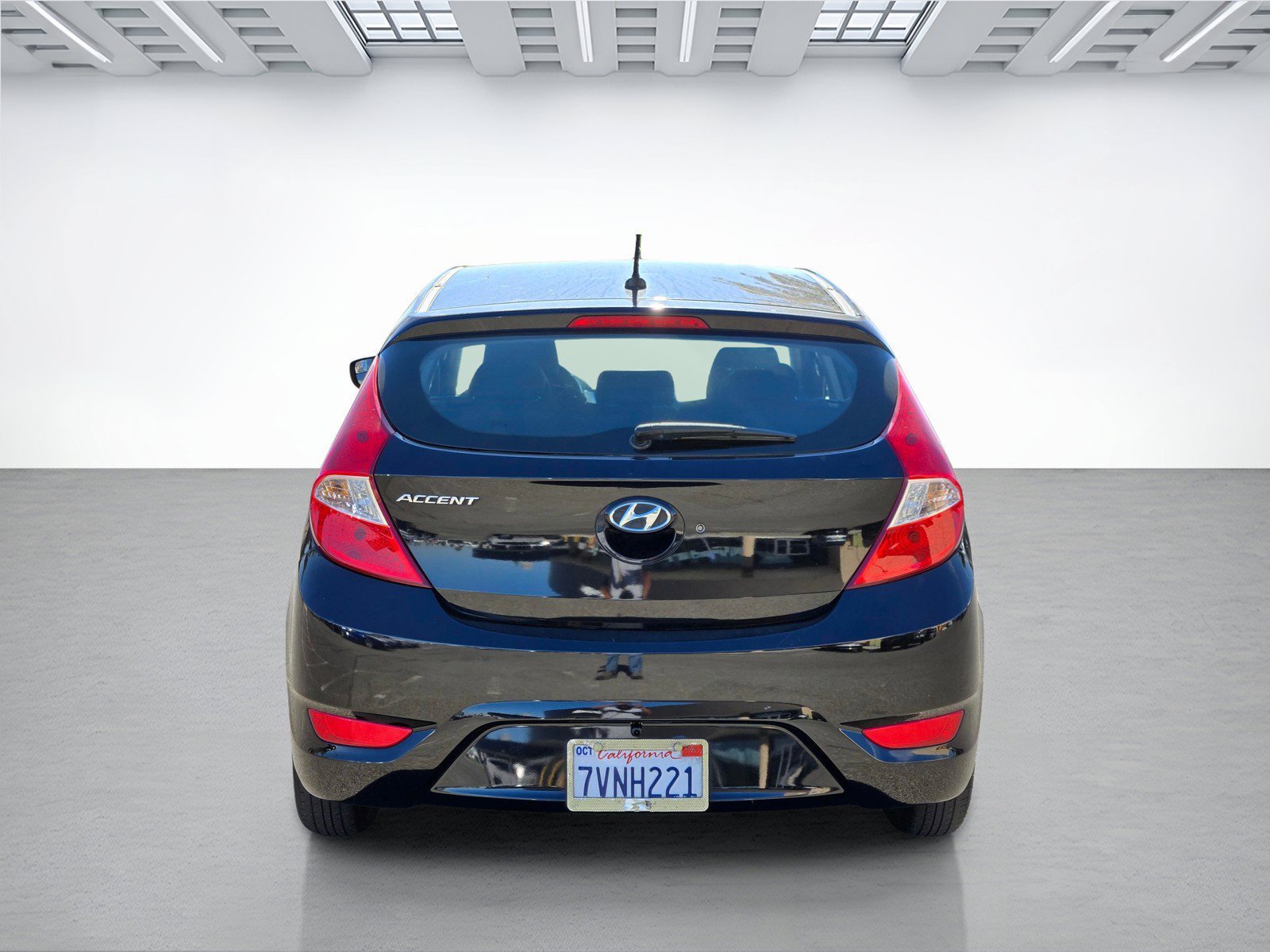 Used 2016 Hyundai Accent SE FWD image 5