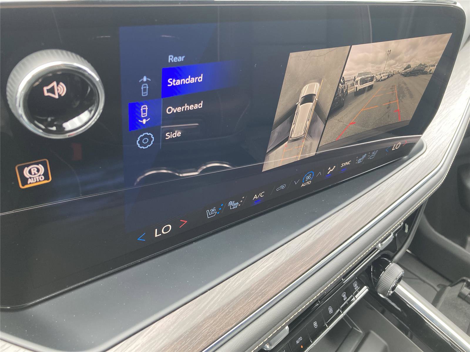 New 2026 Chevrolet Tahoe Premier image 14