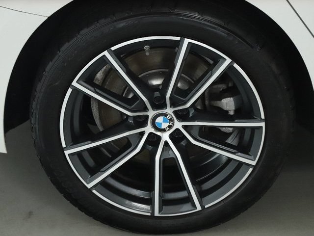 Used 2020 BMW 330i xDrive Sedan w/ Premium Package AWD/4WD image 14