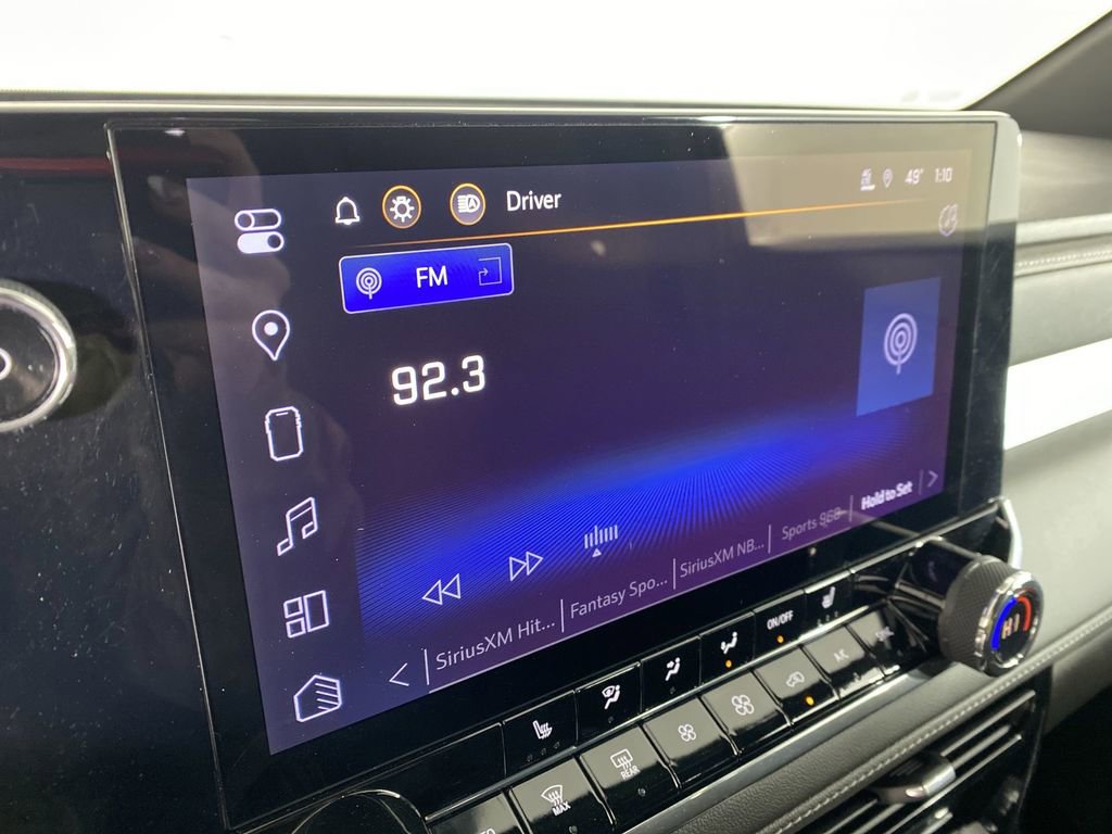 Used 2023 Chevrolet Colorado LT w/ LT Convenience Package II image 16