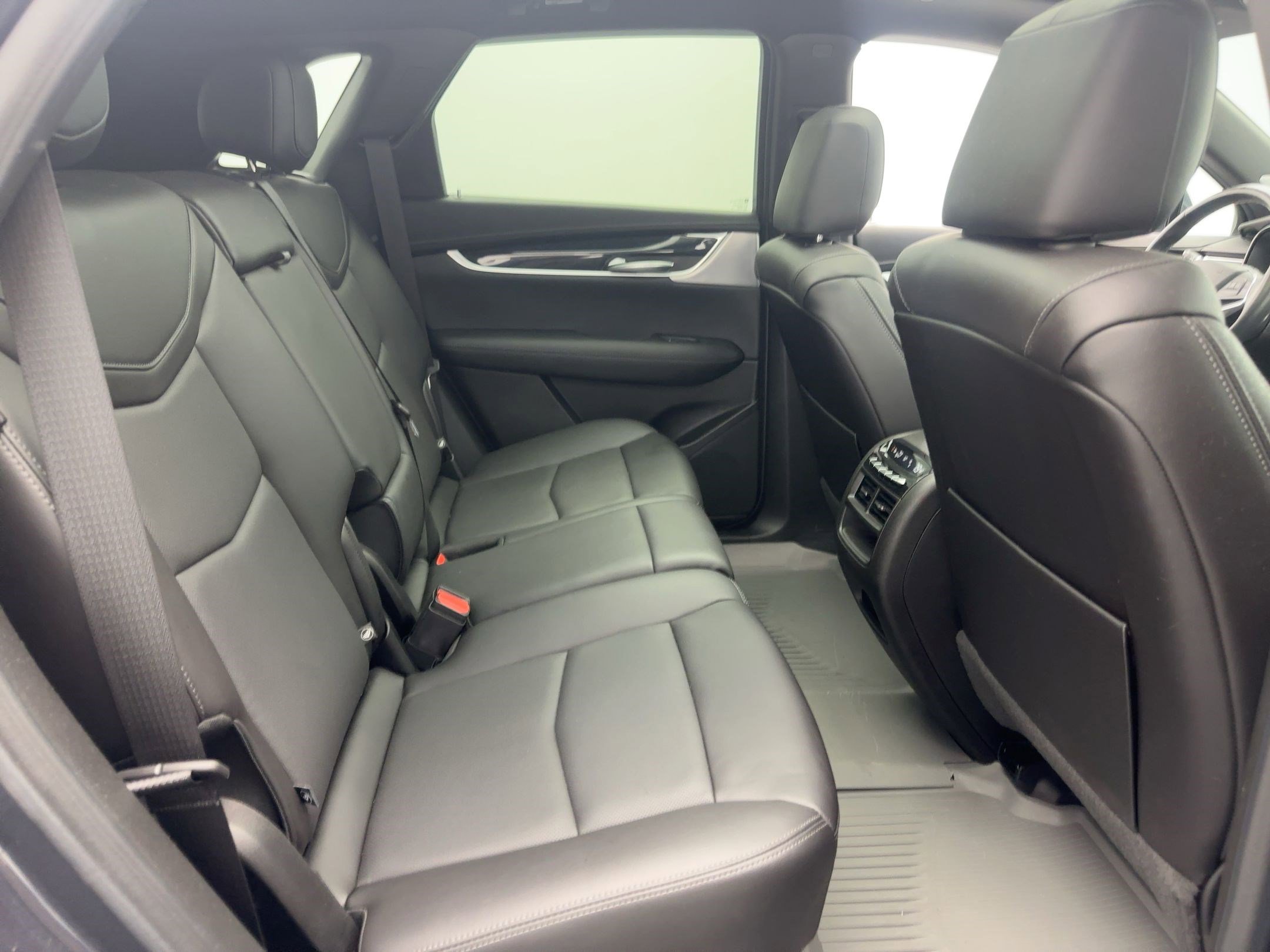 Used 2023 Cadillac XT5 Premium Luxury image 29