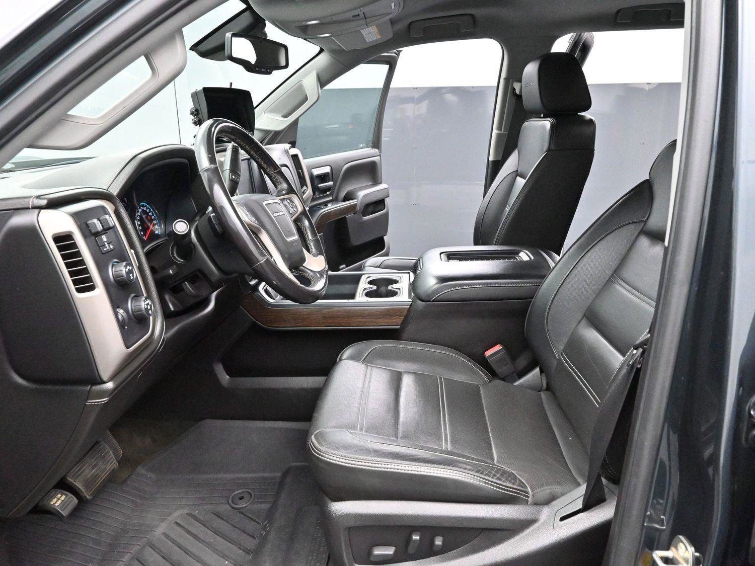 Used 2018 GMC Sierra 2500 Denali w/ Duramax Plus Package image 12