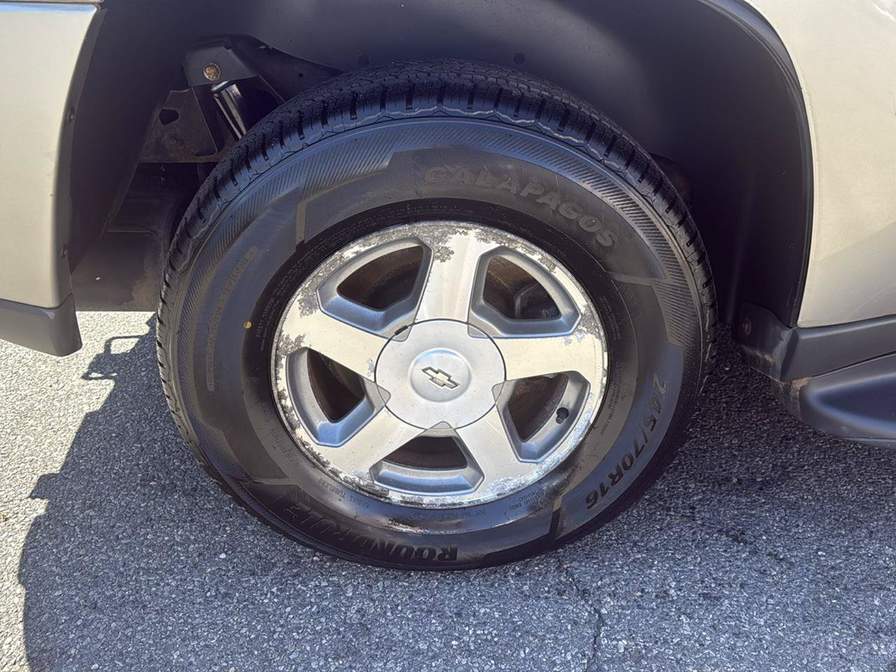 Used 2002 Chevrolet TrailBlazer LT AWD/4WD image 26