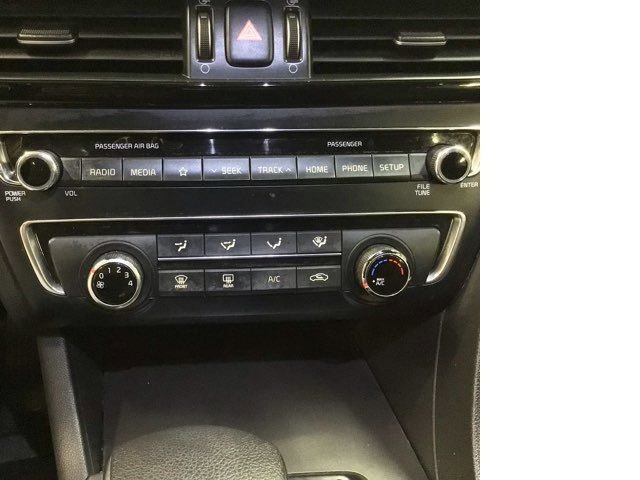 Used 2020 Kia Optima SE image 12