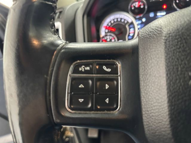 Used 2019 RAM 1500 Classic SLT w/ Luxury Group image 26