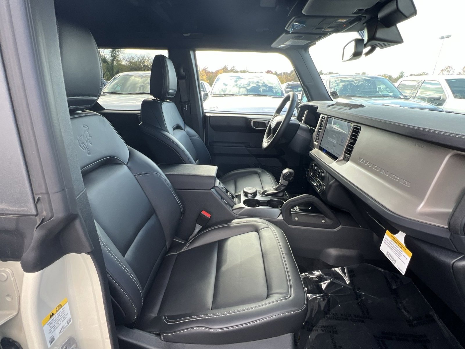 New 2025 Ford Bronco Outer Banks w/ Sasquatch Package image 25