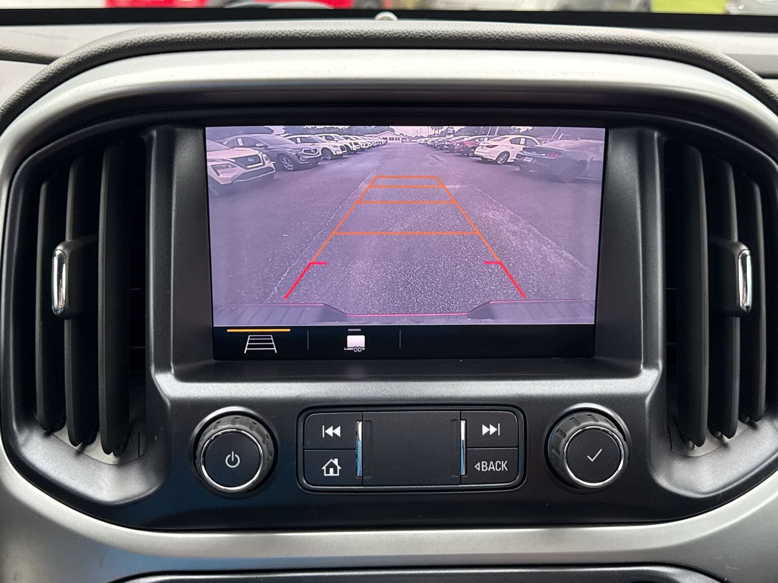 Used 2019 Chevrolet Colorado LT RWD image 22