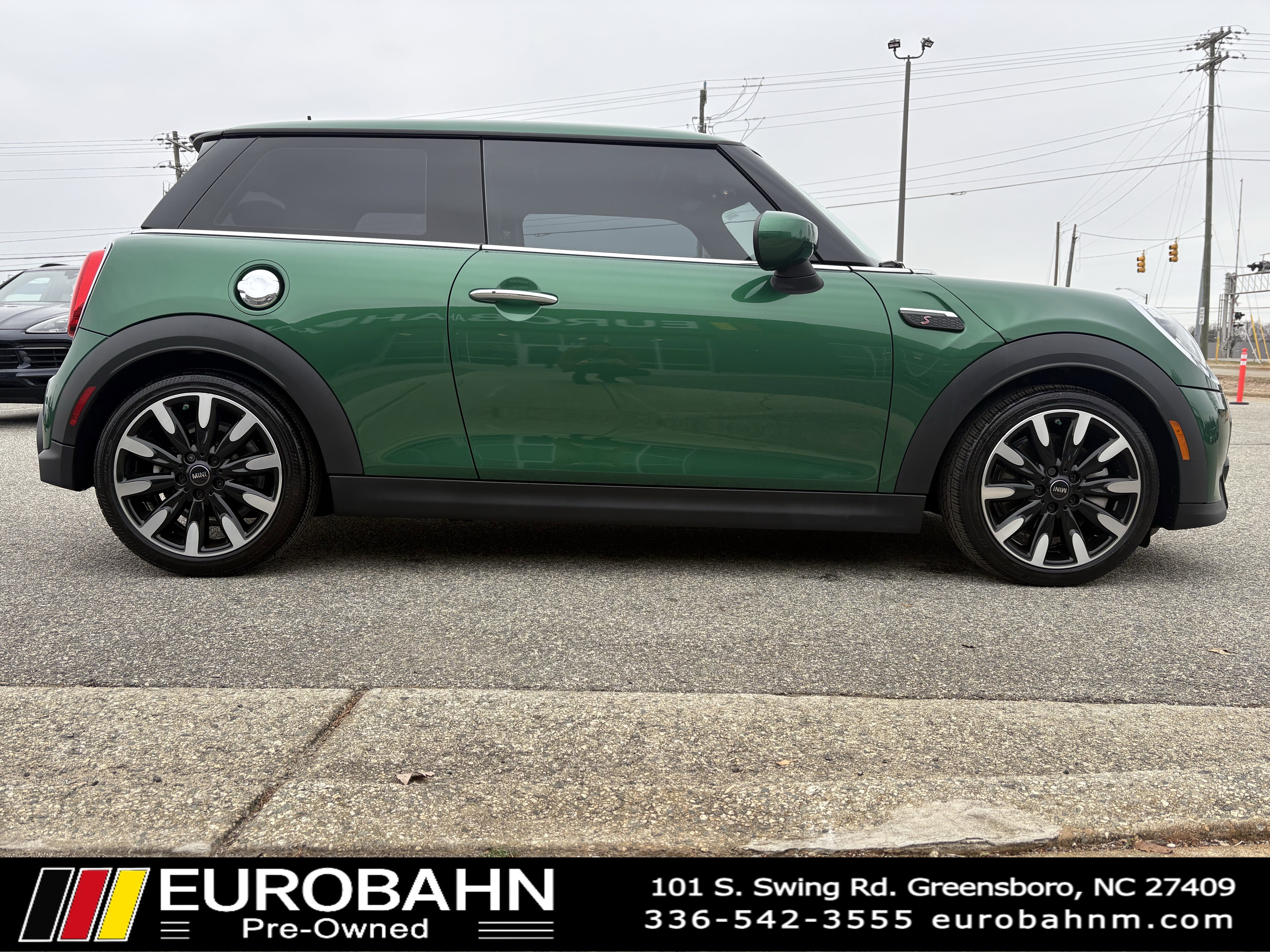 Used 2022 MINI Cooper S w/ Signature Upholstery Package image 19