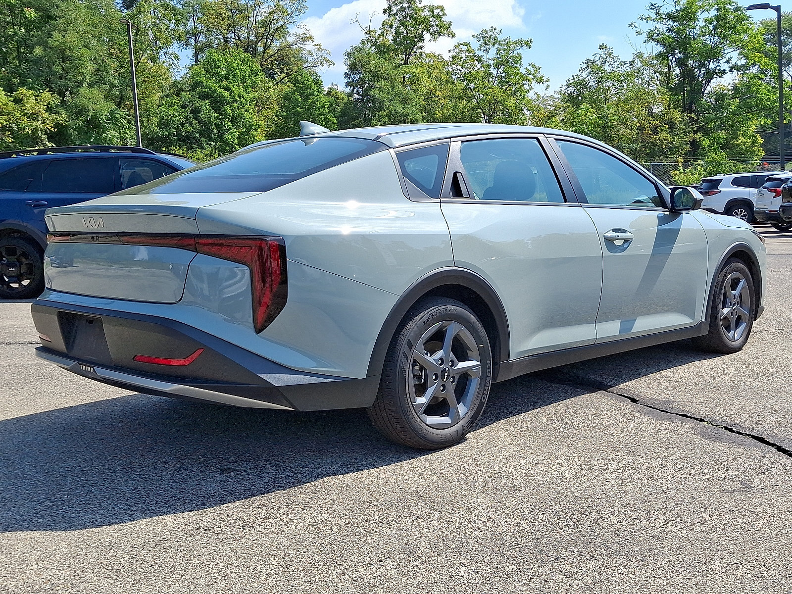 Used 2025 Kia K4 FWD image 6