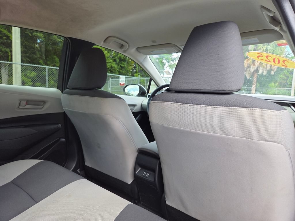 Certified 2025 Toyota Corolla LE FWD image 16