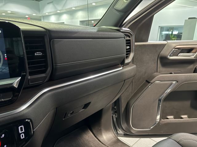 Certified 2024 GMC Sierra 1500 SLT image 24