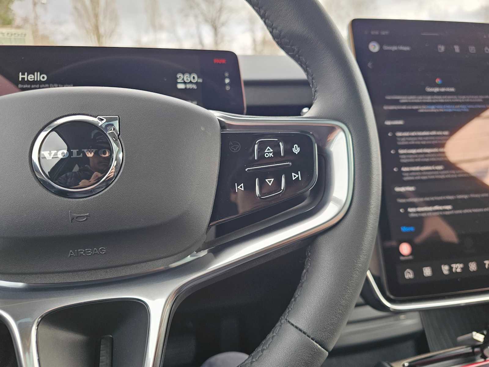 Certified 2025 Volvo EX90 Ultra image 33