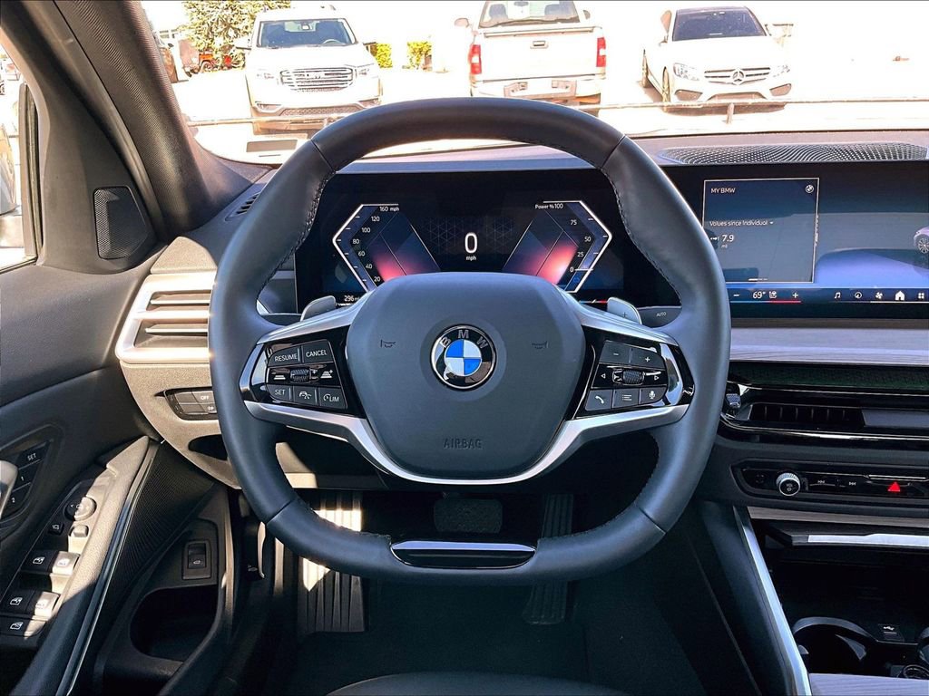 Used 2025 BMW 330i xDrive Sedan image 15