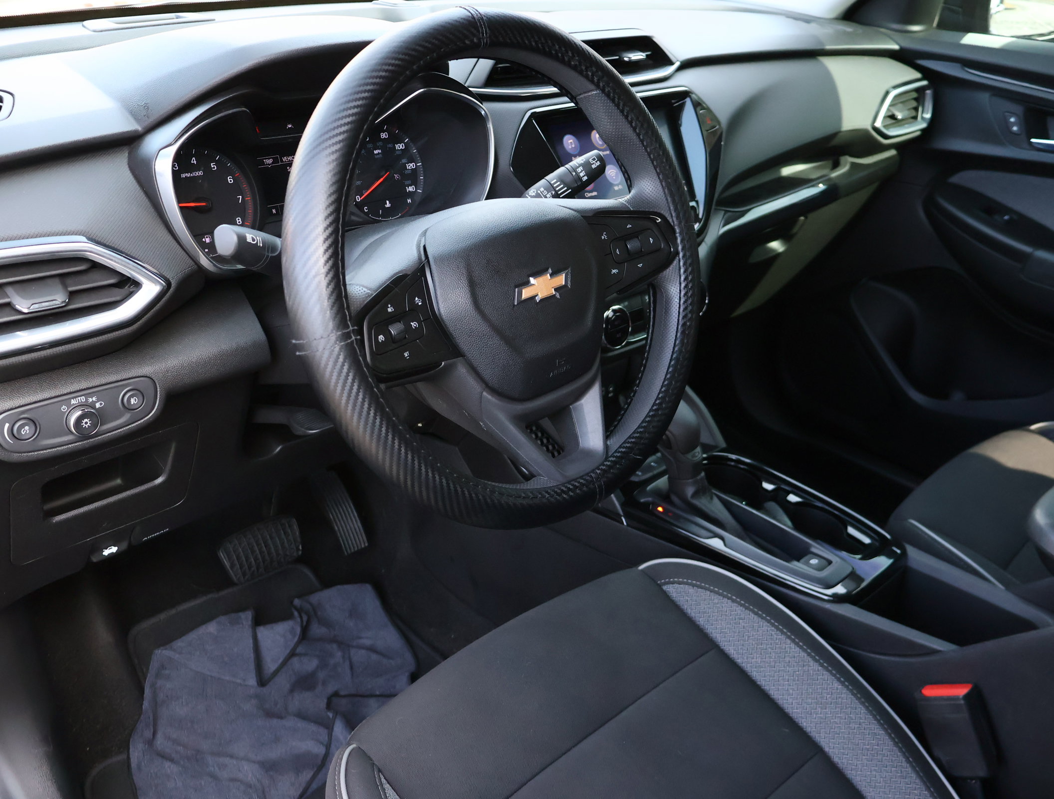 Used 2021 Chevrolet TrailBlazer LT w/ Convenience Package image 3