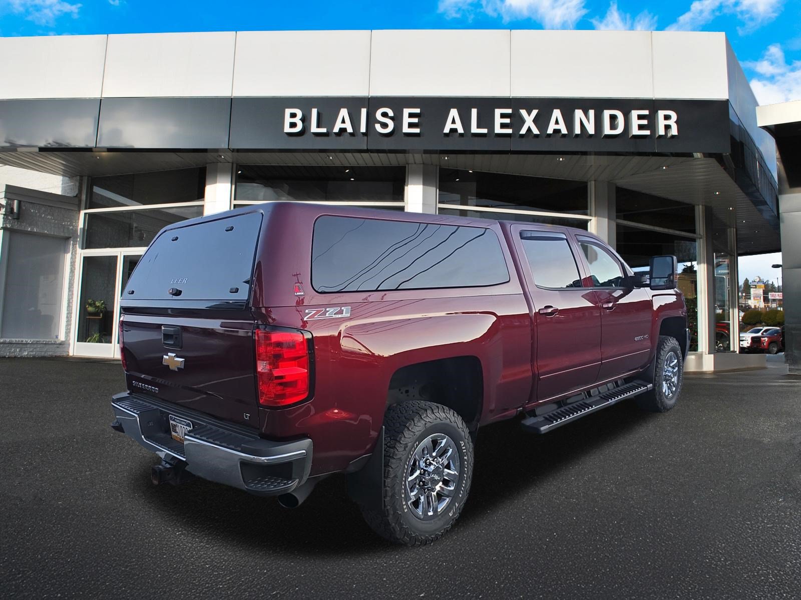 Used 2017 Chevrolet Silverado 2500 LT w/ LT Convenience Package AWD/4WD image 3