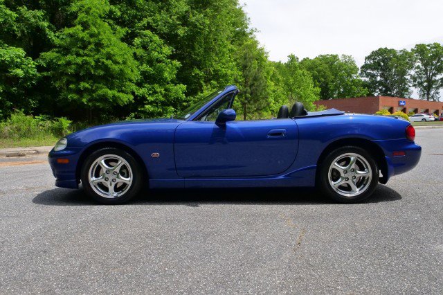 Used 1999 MAZDA MX-5 Miata 10th Anniversary Edition RWD image 49