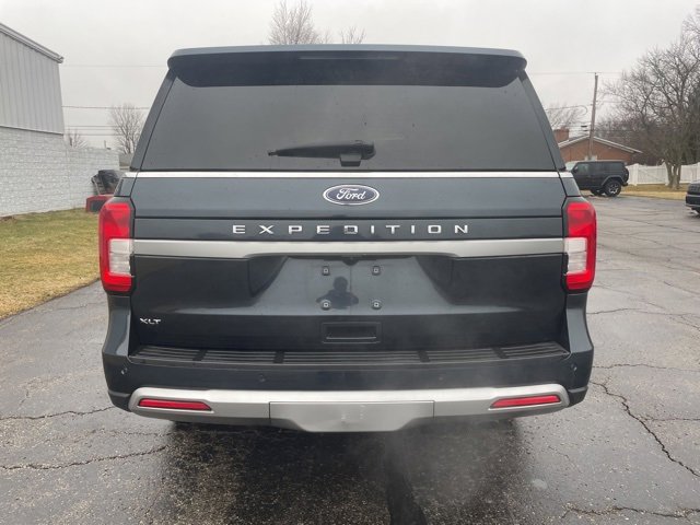Used 2024 Ford Expedition XLT image 14