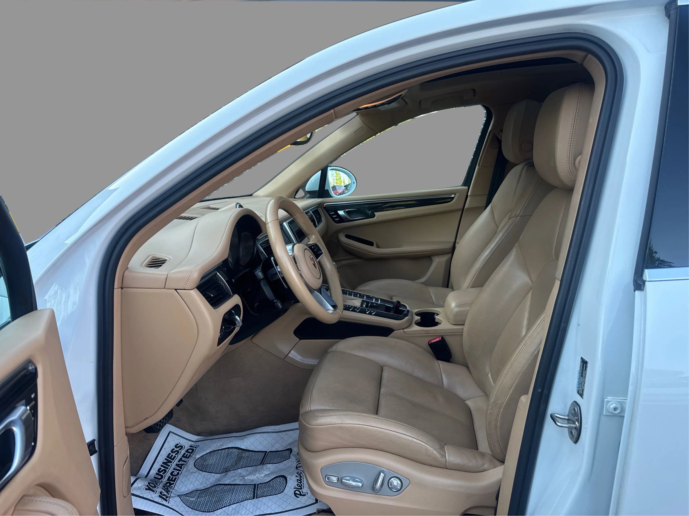 Used 2015 Porsche Macan S AWD/4WD image 10
