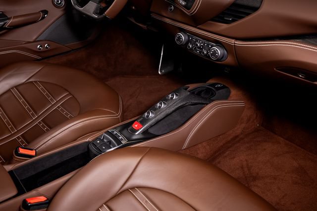 Used 2018 Ferrari 488 Spider RWD image 52