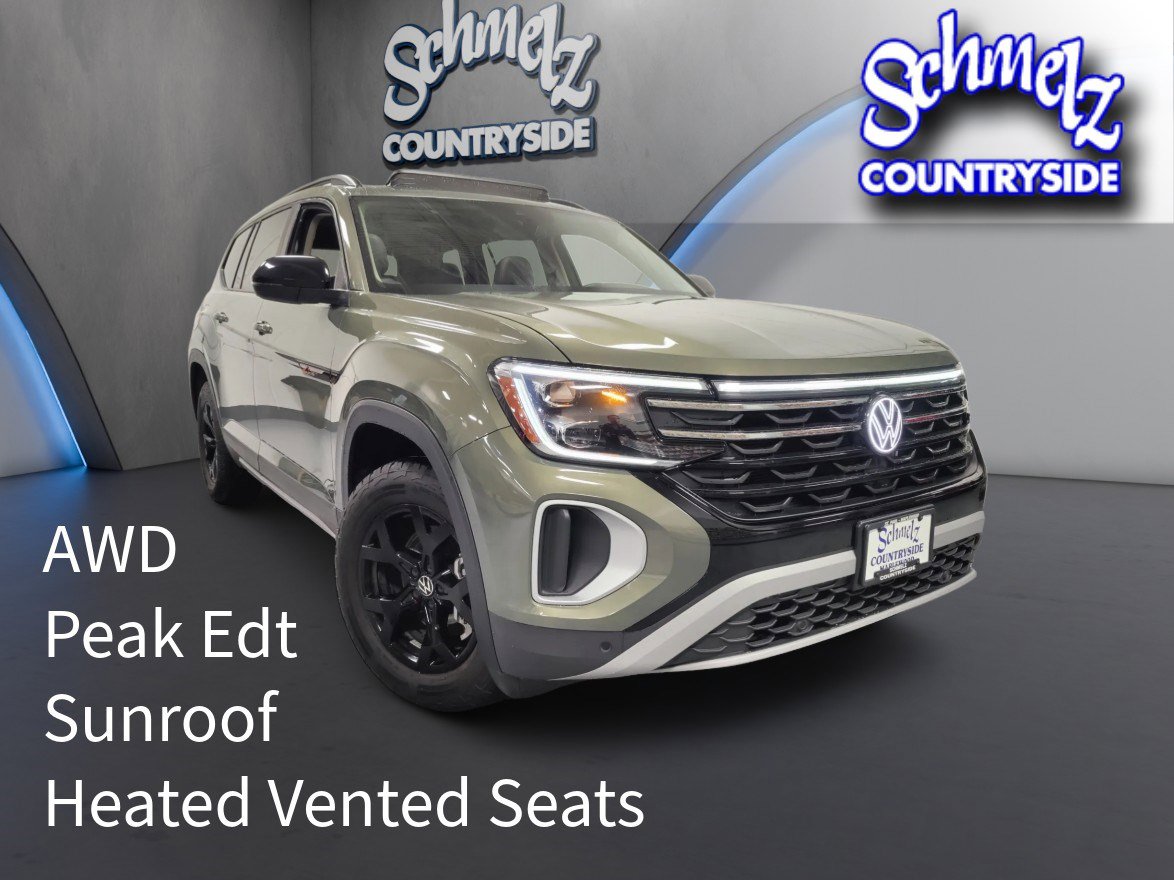 Used 2025 Volkswagen Atlas Peak Edition SE image 1