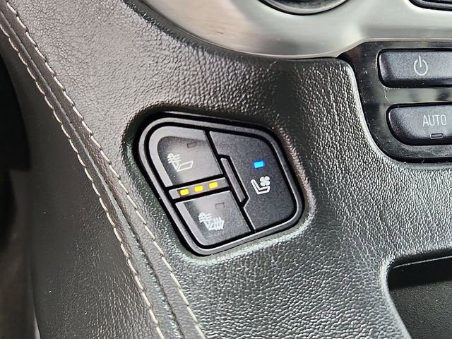 Used 2018 GMC Yukon SLT image 13