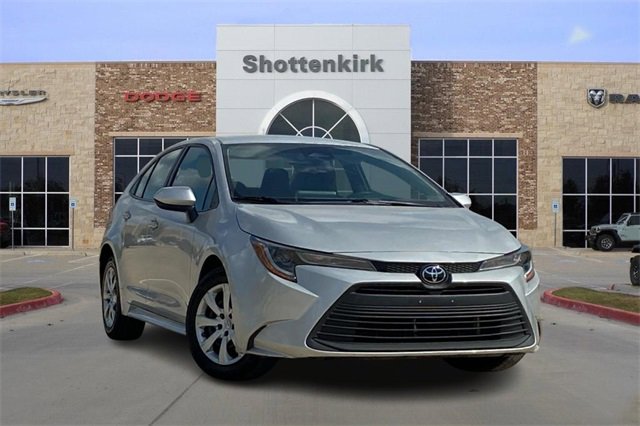 Used 2023 Toyota Corolla LE
