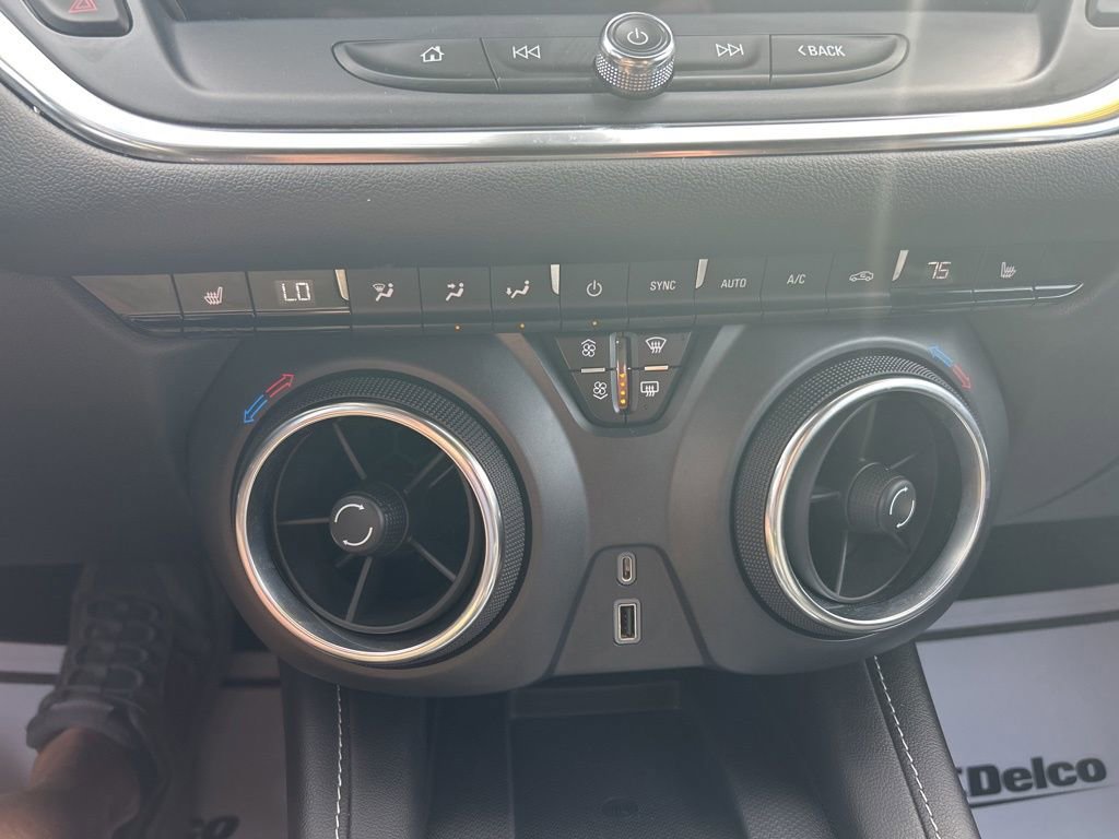 Used 2023 Chevrolet Blazer LT w/ Convenience Package image 13