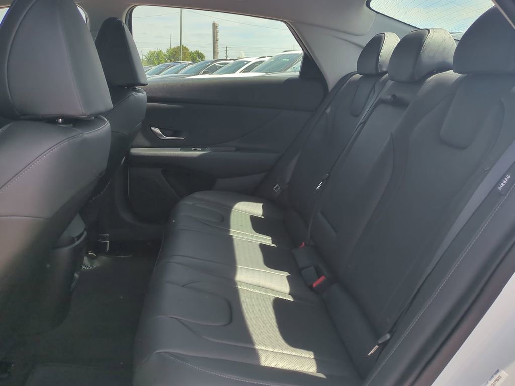 New 2026 Hyundai Elantra Limited image 14