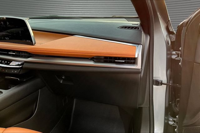 Certified 2024 Cadillac XT4 Premium Luxury w/ Technology Package FWD image 26