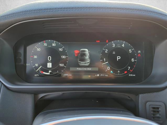 Used 2024 Land Rover Discovery Dynamic SE AWD/4WD image 16