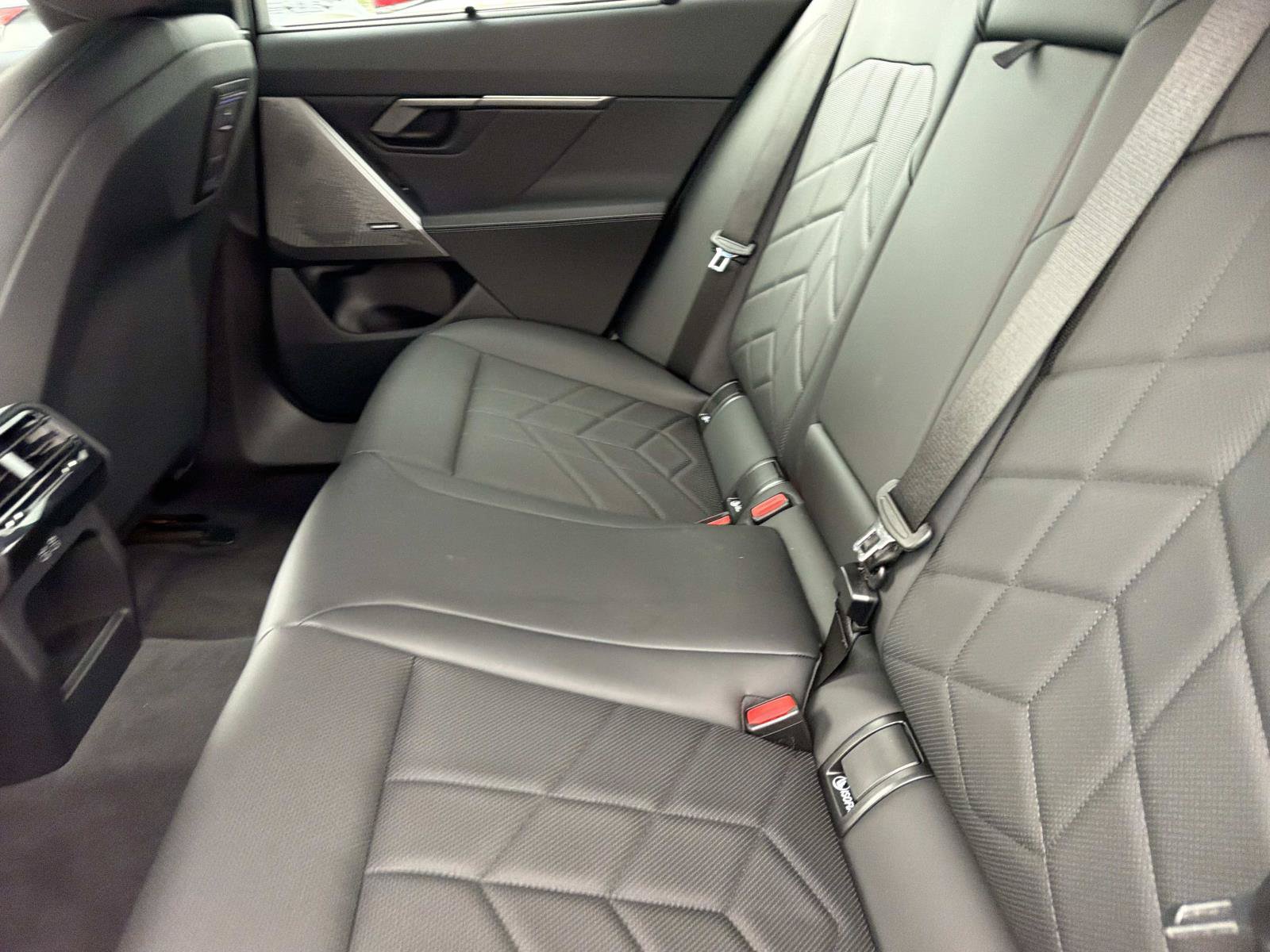 Used 2025 BMW 530i RWD image 13