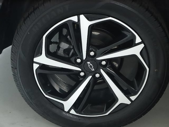 Certified 2023 Chevrolet TrailBlazer RS w/ Sun and Liftgate Package AWD/4WD image 12