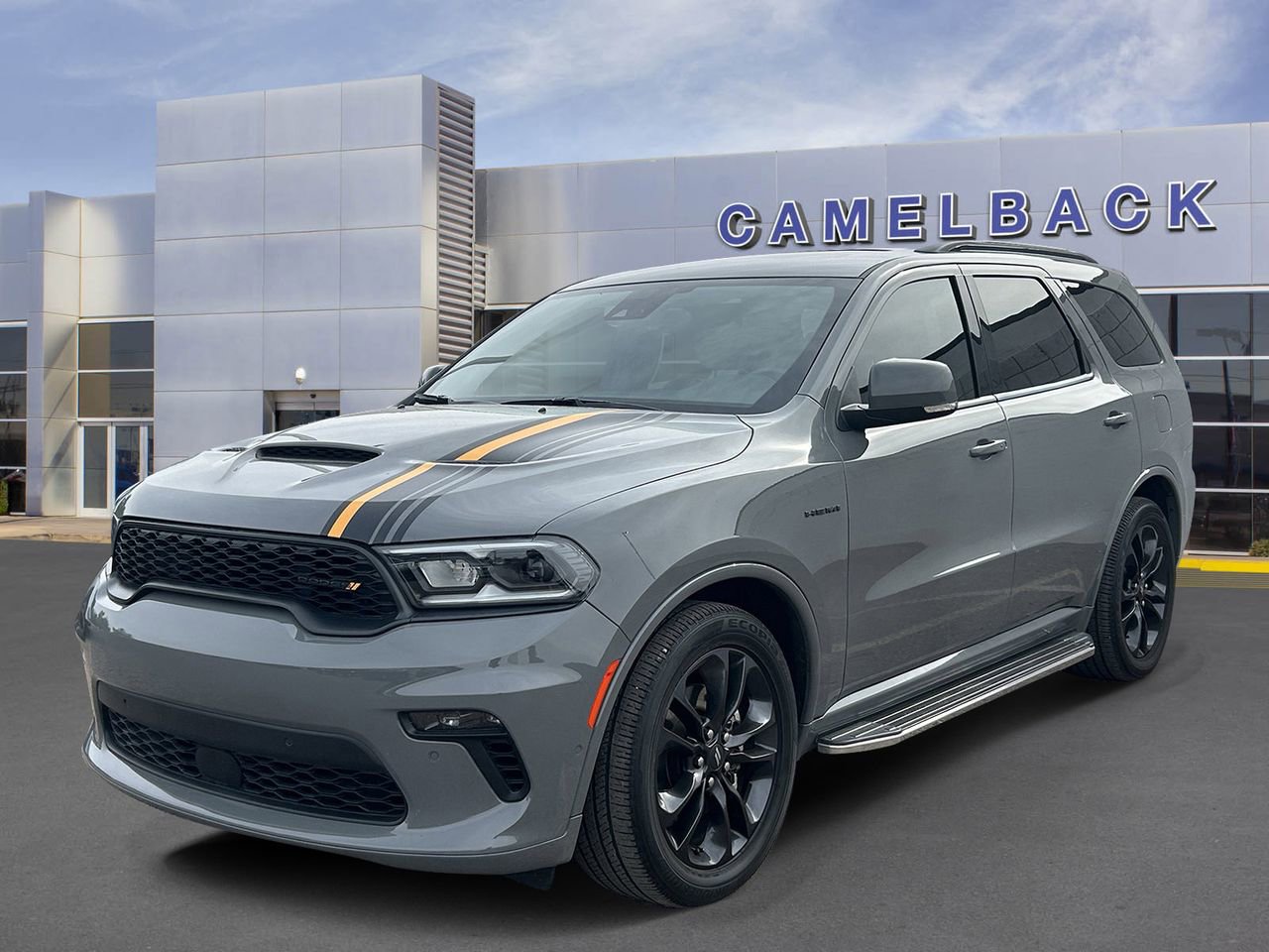 Used 2022 Dodge Durango R/T w/ Hemi Orange Plus Package image 15