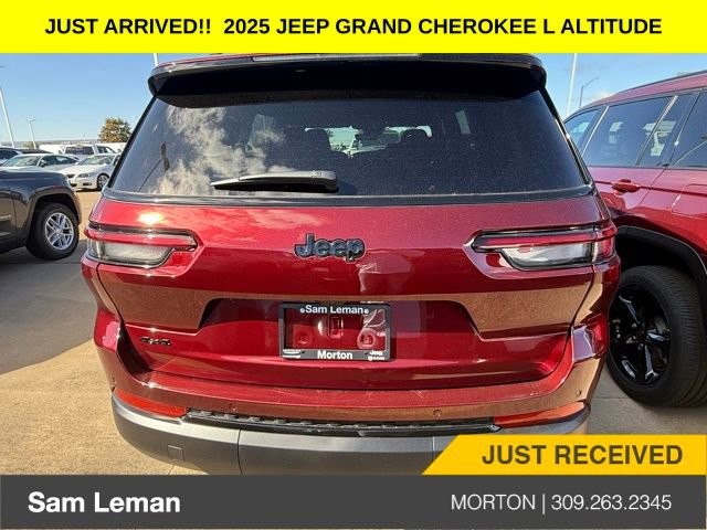 New 2025 Jeep Grand Cherokee L Altitude image 11