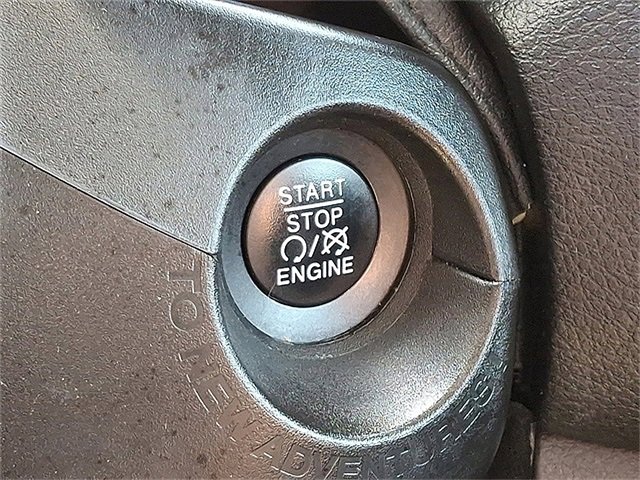 Used 2022 Jeep Renegade Latitude w/ Convenience Group image 23