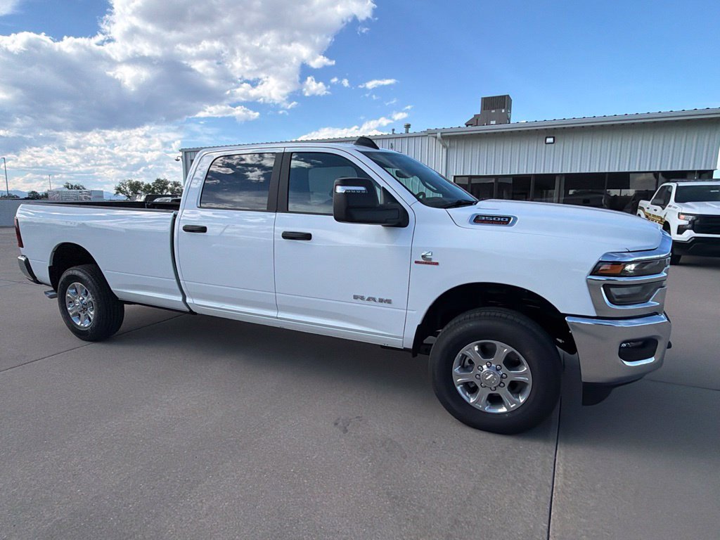 New 2027 RAM 3500 Big Horn AWD/4WD image 6