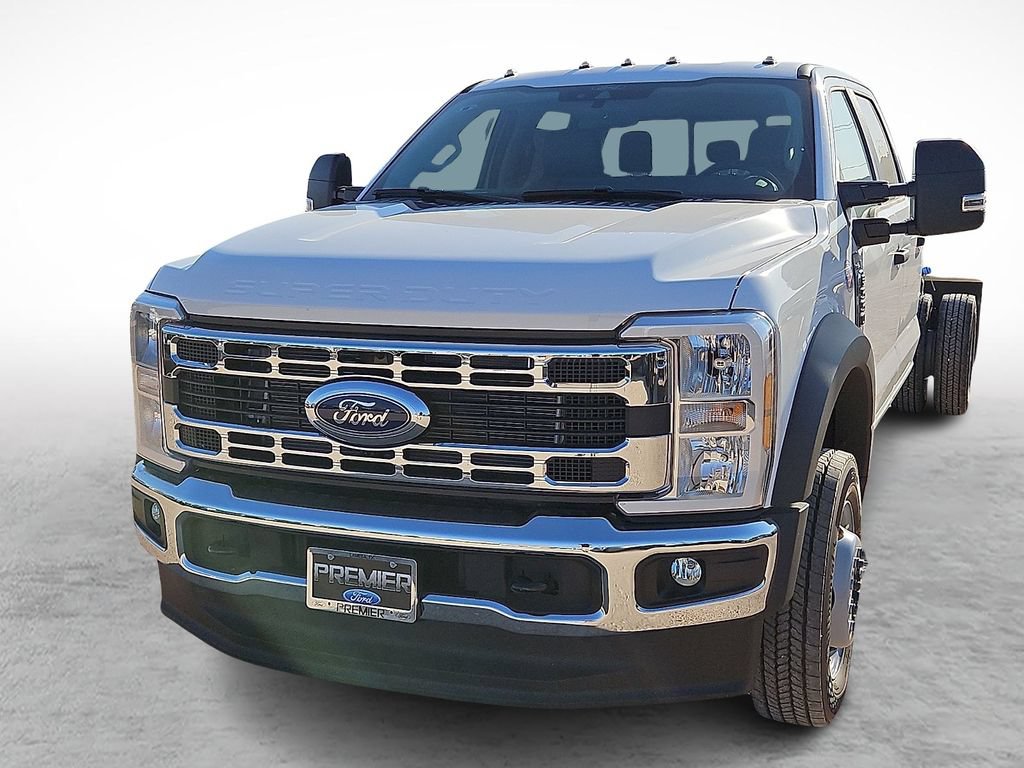 New 2026 Ford F550 4x4 Crew Cab Super Duty image 4