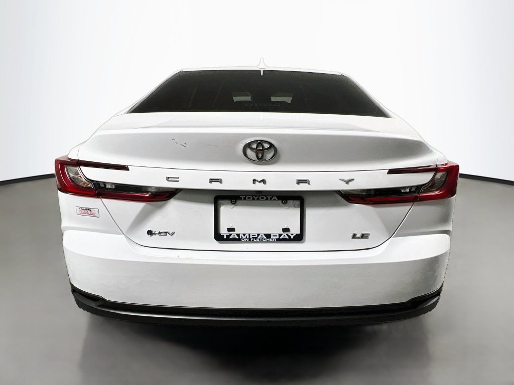 Used 2025 Toyota Camry LE FWD image 4