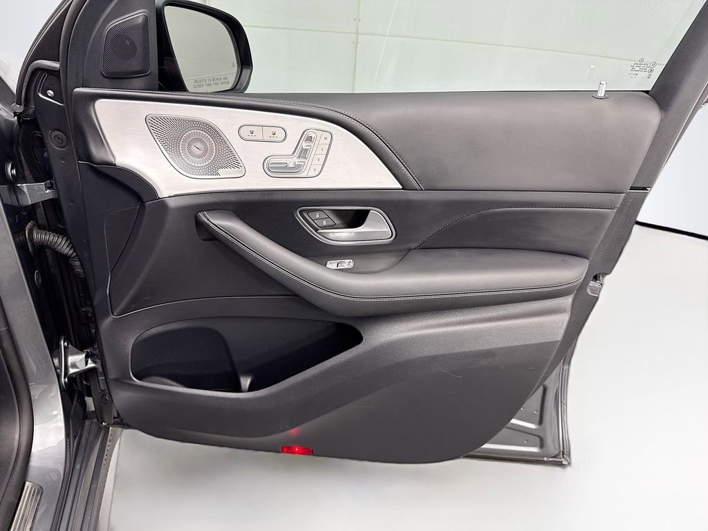 Used 2025 Mercedes-Benz GLE 53 AMG 4MATIC Coupe image 24