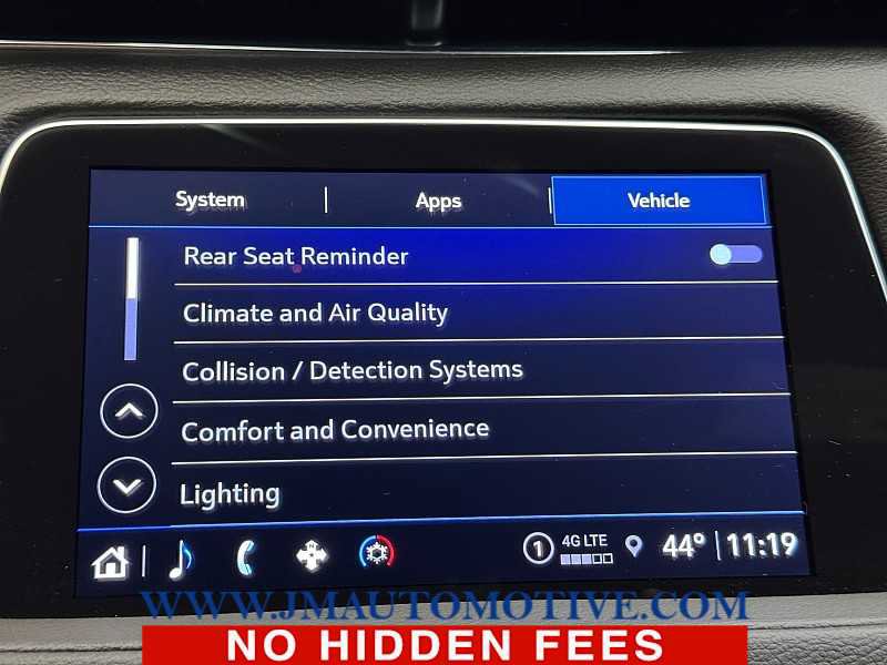 Used 2023 Cadillac XT4 Sport w/ Trailering Package image 31