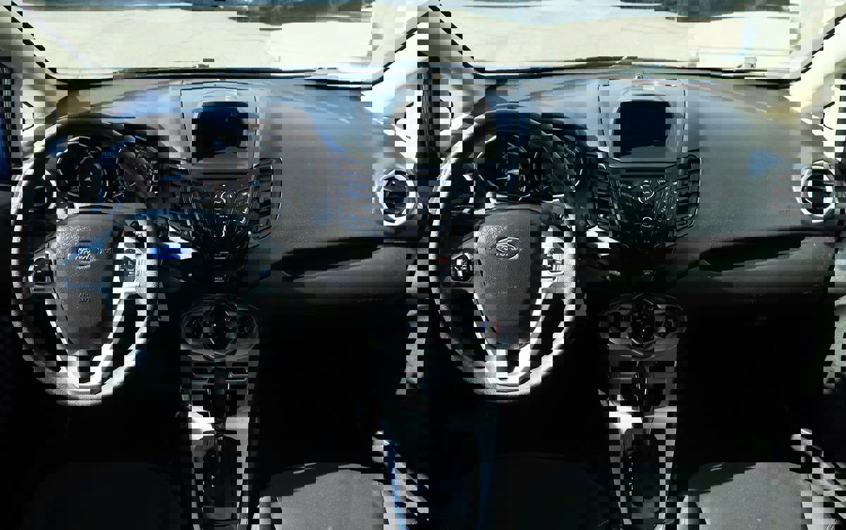 Used 2018 Ford Fiesta SE FWD image 31