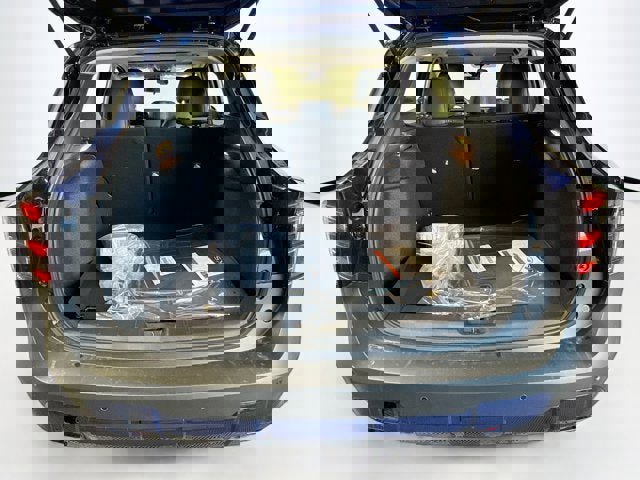 New 2026 Nissan Kicks SR w/ SR Premium Package image 25