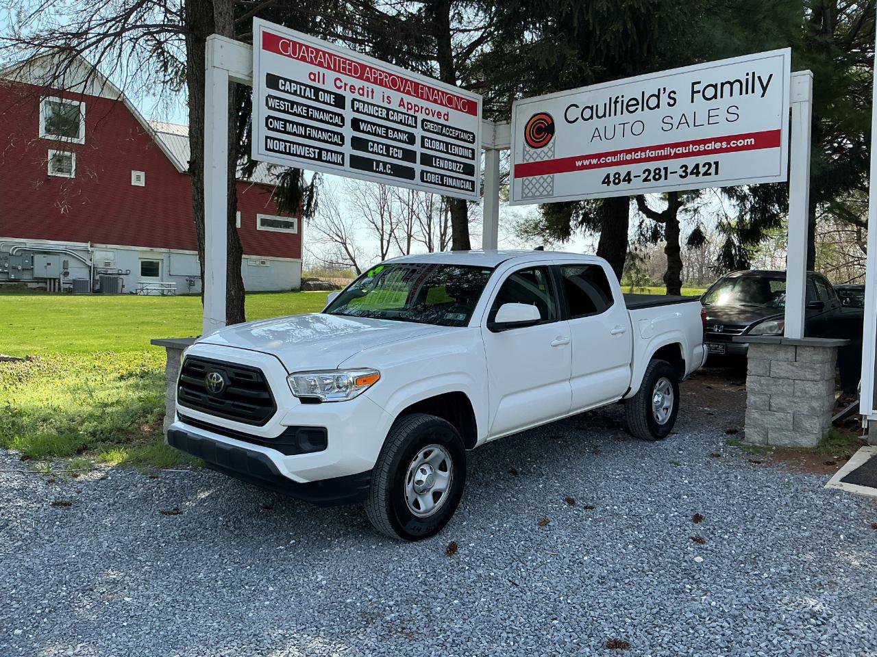 Used 2019 Toyota Tacoma SR w/ SR Convenience Package RWD image 1
