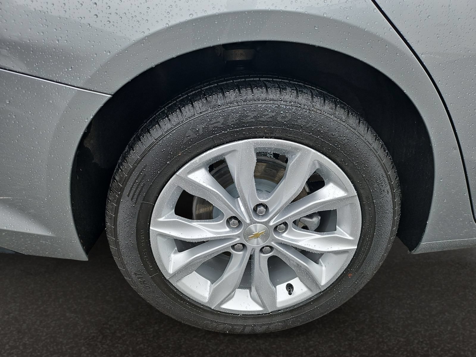 Used 2025 Chevrolet Malibu LT FWD image 37