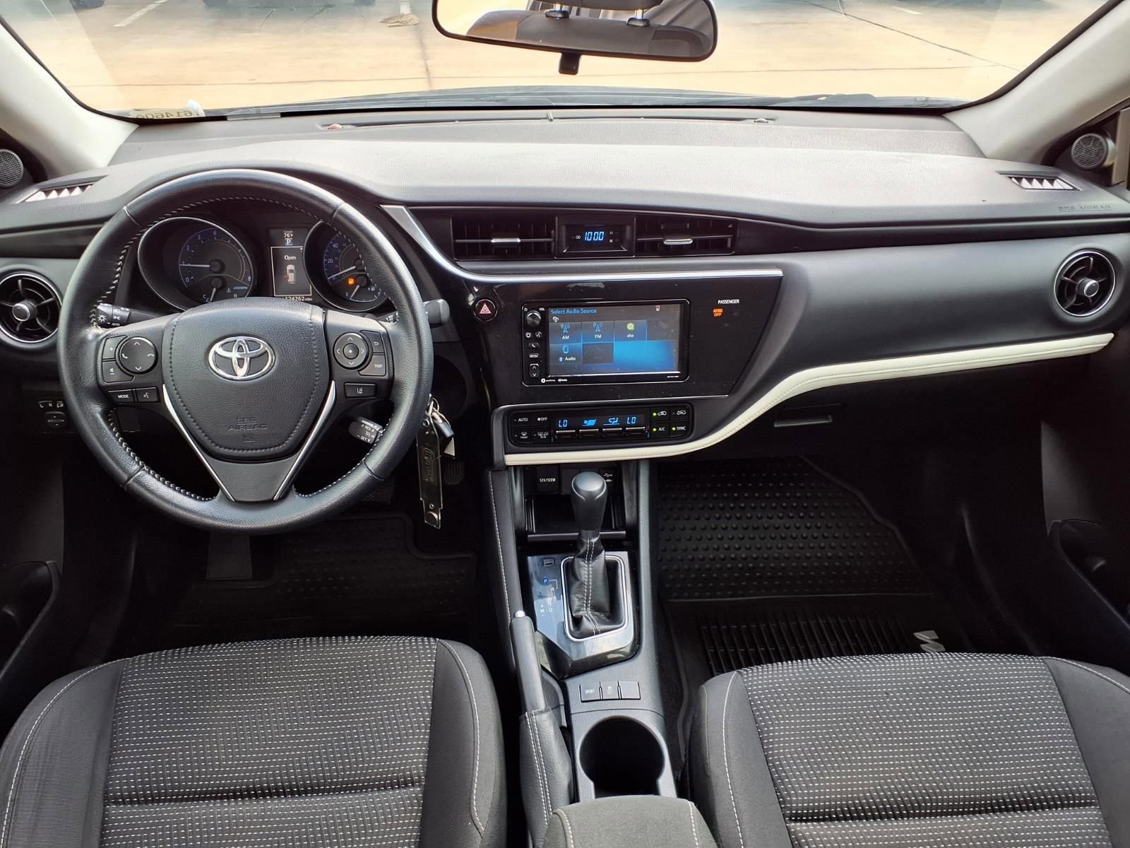 Certified 2018 Toyota Corolla iM FWD image 11